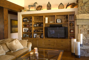 TV_Cabinet_Milgard_2005_2